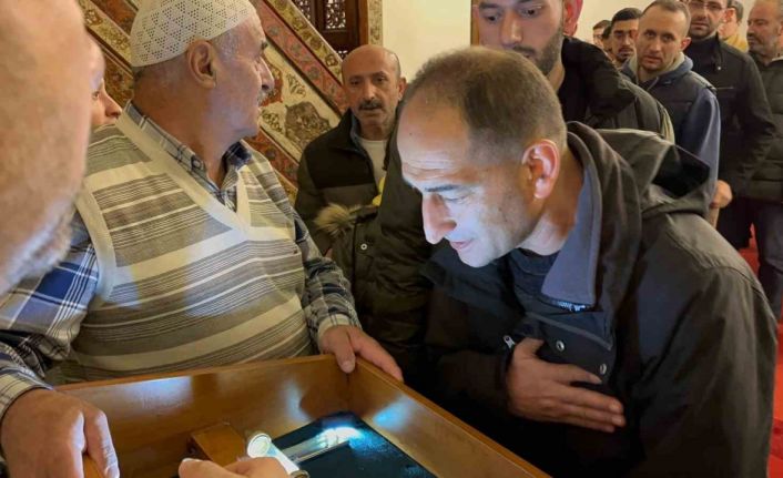 Kadir Gecesi’nde Hz. Pir Şeyh Şaban-ı Veli Camii’ne insan seli