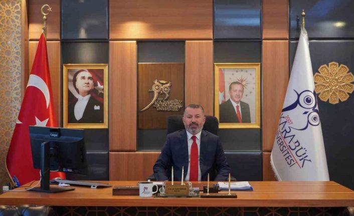 Karabük Üniversitesi ÜNİDES 3. dönemde zirvede yer aldı