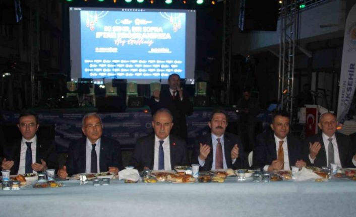 Karadeniz fıkralarını aratmayan noktada Samsun ve Ordu protokolü buluştu