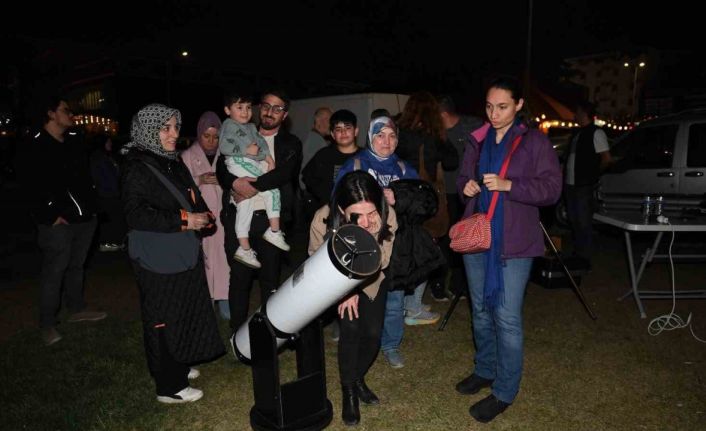 Karagöz’ün uzay yolculuğu perdeye yansıdı