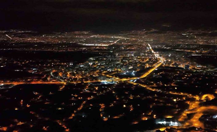 Kayseri’nin ışıkları göz kamaştırıyor