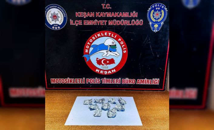 Keşan’da polisin durdurduğu araçta uyuşturucu ele geçirildi