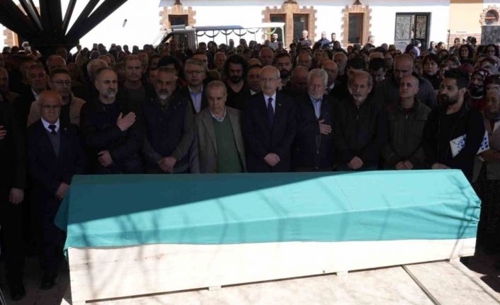 Kılıçdaroğlu, Tunceli’de kuzeninin cenazesine katıldı