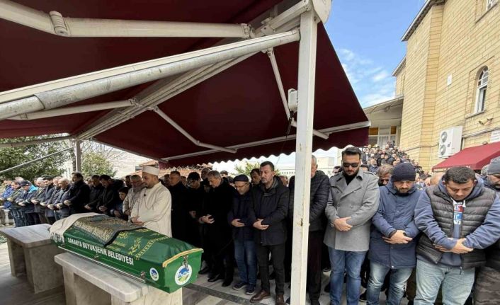 Kiracısı tarafından pompalı tüfekle öldürülen adam son yolculuğuna uğurlandı