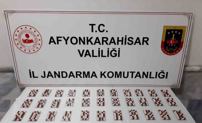 Kiralık araç ile Afyonkarahisar’a uyuşturucu getiren şahıs yakalandı