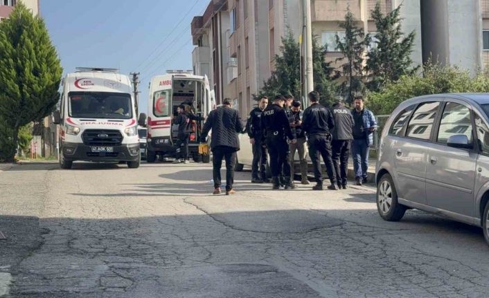 Komşuların silahlı ve sopalı park kavgası kanlı bitti: 1 ölü, 3 yaralı