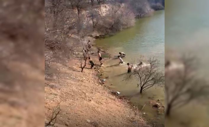 Malatya’da çocuklar sıcak havanın tadını çıkardı