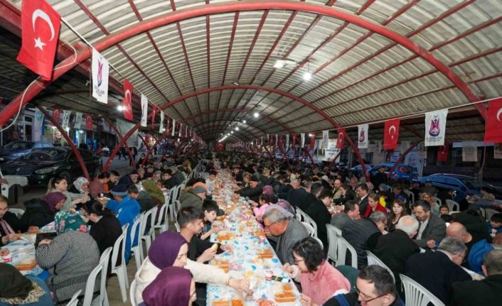 Manisa Büyükşehir’in Ramazan sofraları 146 bin 800 kişiye ulaştı