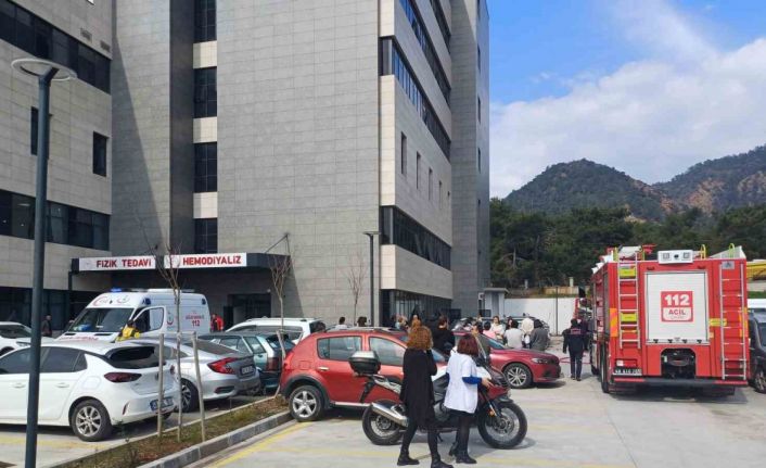 Marmaris Devlet Hastanesi’ndeki yangın UPS kablolarından çıkmış