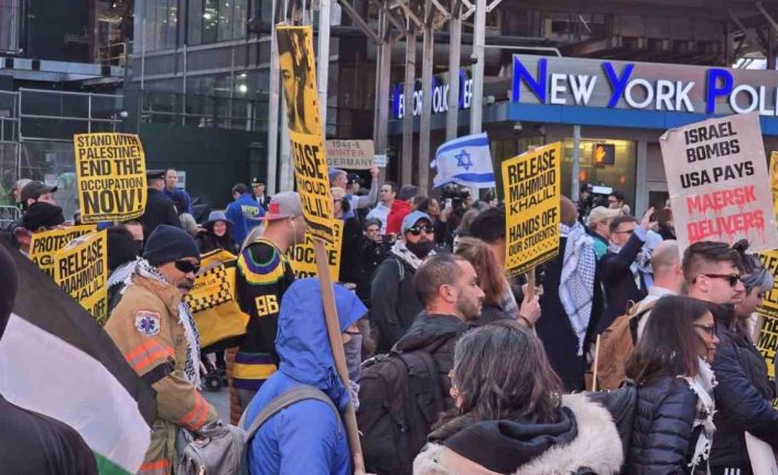 New York’ta binlerce Filistin destekçisi Times Meydanı’nda toplandı