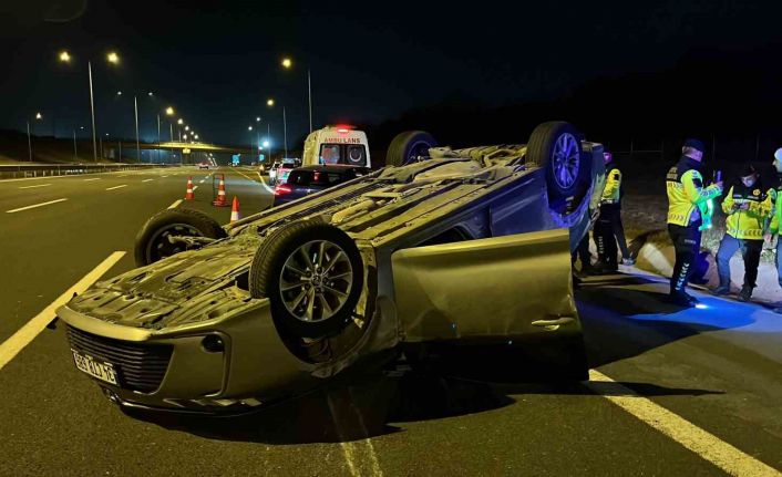 Önündeki otomobile arkadan çarpan araç takla attı: 2’si çocuk 5 yaralı