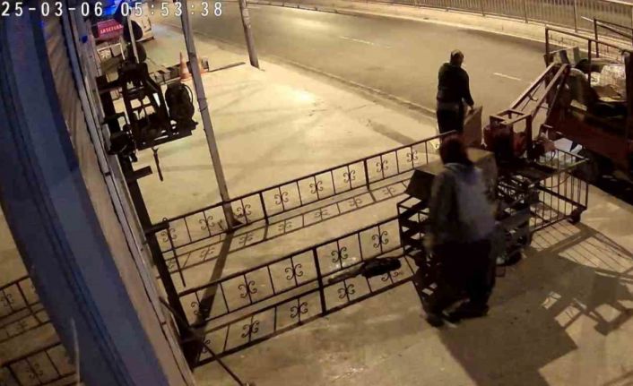 Pendik’te iş yerinden hırsızlık anı kamerada