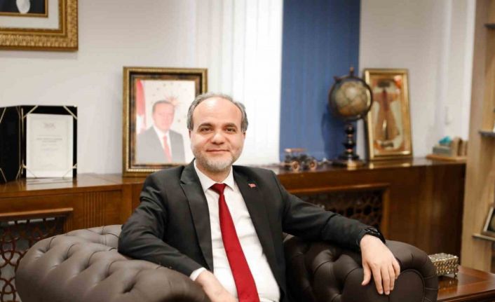 Rektör Uslu: "Bayramın ülkemize ve dünyaya barış, huzur ve kardeşlik getirmesini diliyorum"