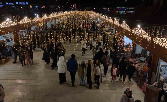 Şahinbey’de Ramazan Sokağı’na ilgi yoğun