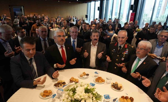 Samsun protokolü bayramlaştı