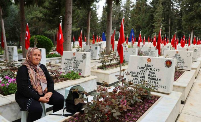 Şehit annesi: "Evladım bayramda dünyaya gelmişti, onsuz bayramı ne yapayım"
