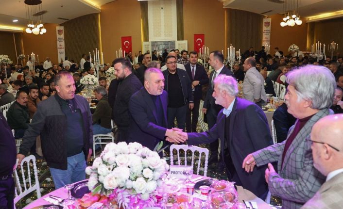 Sincan Belediye Başkanı Ercan, Sincan Şoförler Odası Esnafıyla iftar yaptı