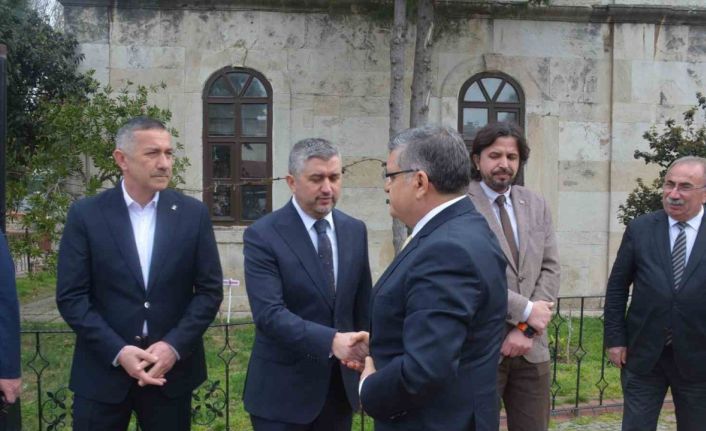 Sinop protokolü bayramlaştı