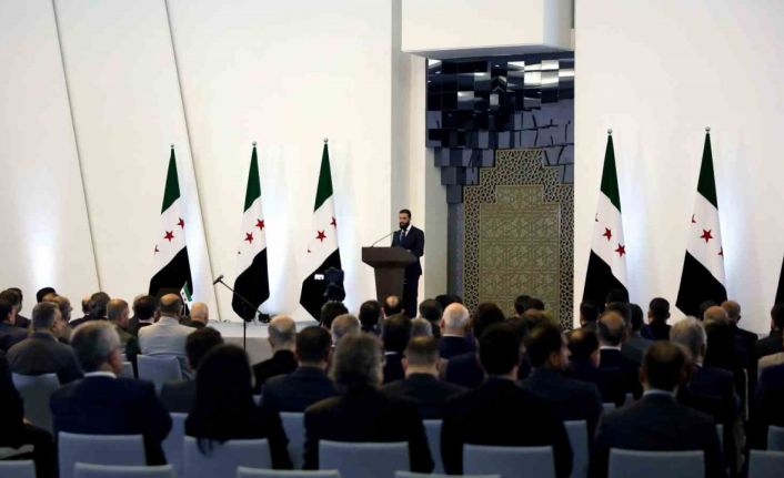 Suriye’de geçiş hükümetinin bakanları açıklandı