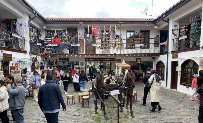 Tarihi Odunpazarı Evleri’nde bayram yoğunluğu