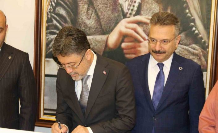 Tarım Bakanı Yumaklı, Eskişehir Valiliğini ziyaret etti