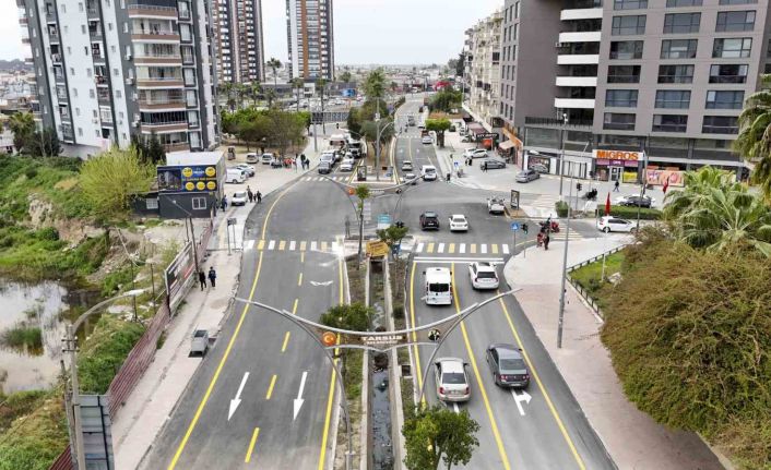 Tarsus’un batı girişi yenilendi