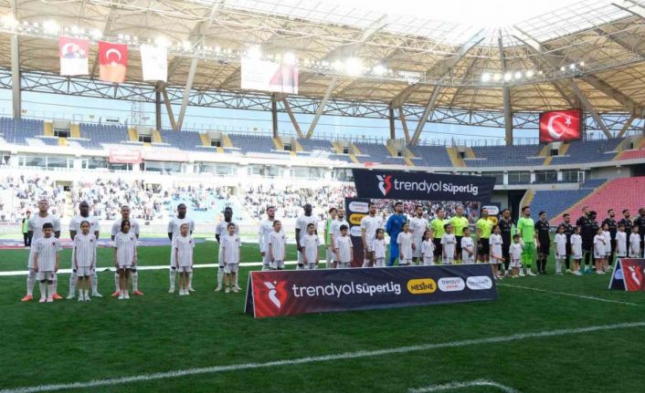 Trendyol Süper Lig: Atakaş Hatayspor: 1 - Sivasspor: 1 (İlk yarı)
