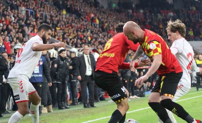 Trendyol Süper Lig: Göztepe: 2 - Samsunspor: 2 (Maç sonucu)