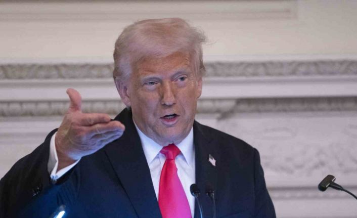 Trump’tan üçüncü dönem sinyali: "Bunu yapmanın yolları var ve şaka yapmıyorum"