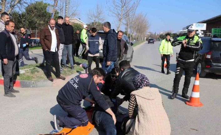 Turgutlu’da otomobil ile motosiklet çarpıştı: 2 yaralı