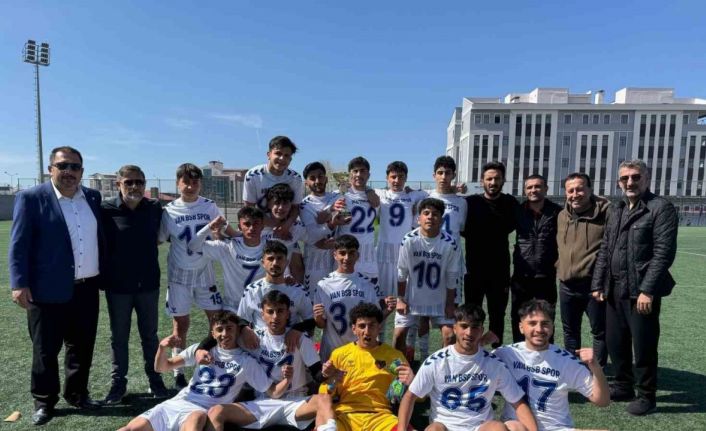 U-18 Futbol Yerel Ligi Van İl Şampiyonu Büyükşehir Belediyespor oldu