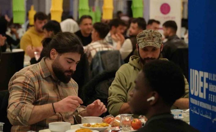 Uluslararası öğrenciler iftarda buluştu