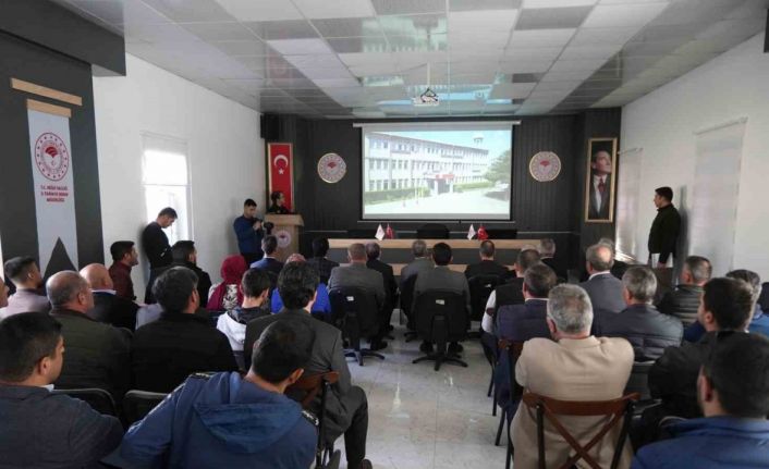 Vali Çelik: "19 yıl içerisinde toplamda bin 54 proje ve yaklaşık 1.2 milyar TL bu memlekete yatırım yapılmış"