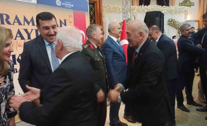 Vali Yavuz: Depremin yaralarını dayanışmayla sarıyoruz