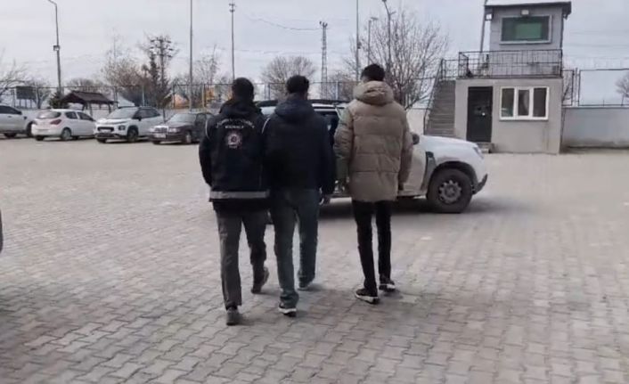 Van’da göçmen kaçakçılığına 6 tutuklama