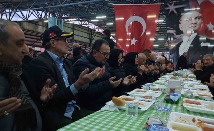 Yörükler iftar sofrasında bir araya geldi