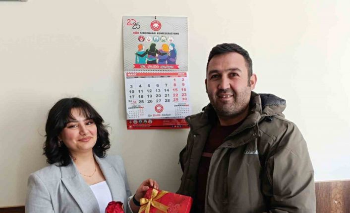 Yurt Eğitim Sen Ağrı Şubesi, kadın üyelerinin 8 Mart Dünya Kadınlar Günü’nü kutladı