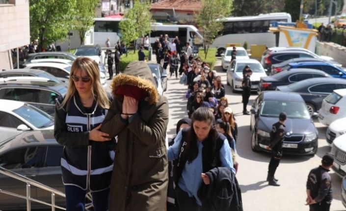 14 milyon TL’lik dolandırıcılık yapan 71 şüpheliden 20’si tutuklandı