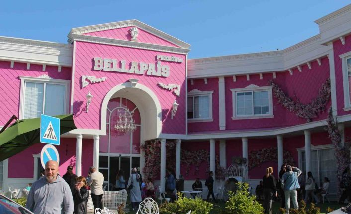 Adana’da güzellik merkezi skandalı patlak verdi, iş yeri yağmalandı