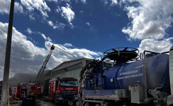 Afyonkarahisar’da OSB’de yangın