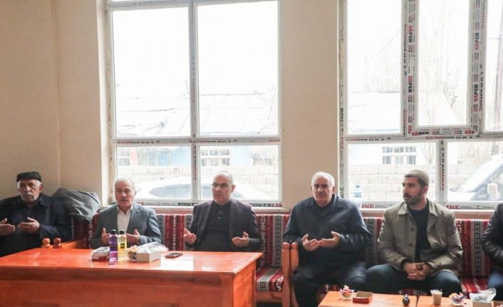 Ağrı Valisi Koç’tan Burak ailesine taziye ziyareti