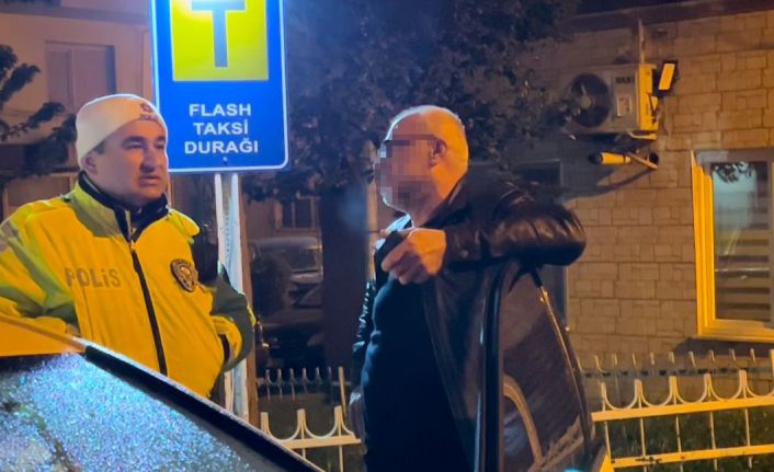 Alkollü sürücü ehliyeti kaptırınca "Daha şimdi içtim ne çabuk çıktı" diye isyan etti