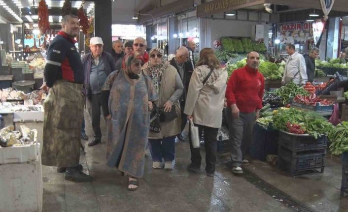 Ankara’da, boykot çağrısından istenilen karşılık gelmedi: AVM ve dükkanlarda yoğunluk devam etti