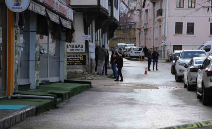 Apartmanda bulunan el bombası polisi alarma geçirdi