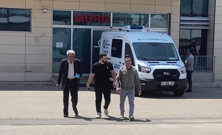 Arkadaşı tarafından başından vurularak öldürülen17 yaşındaki genç kızın cenazesi teslim alındı