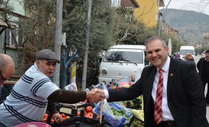 Başkan pazarcı esnaflarıyla bir araya geldi