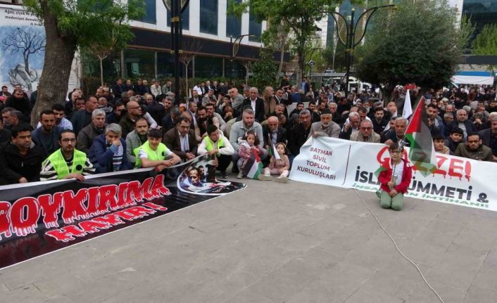 Batman’da Gazze için oturma eylemi yapıldı