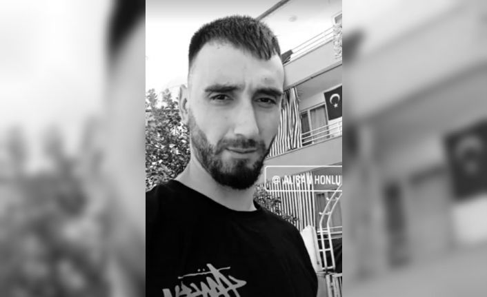 Bayramda bıçaklı kavgada kan aktı: 1 ölü