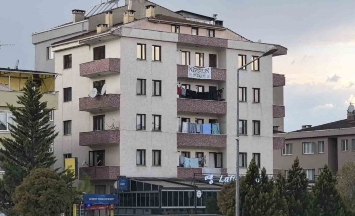 Bursa’da balkondan düşen çocuk ağır yaralandı