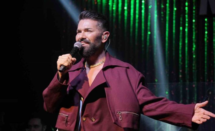 Bursa’da Mehmet Çevik’le bayram coşkusu